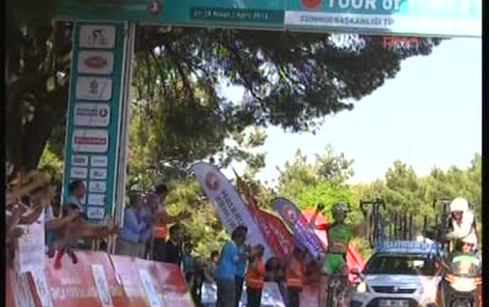 Kırmızı Mayo da Bir Başka Torku Şekersporlu Sergueı Gretchyn'in Oldu Selçuk Etabını Konya Torku...