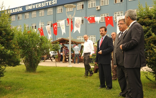 Düzce Valisi Adnan Yılmaz'dan Kbü Rektörüne Ziyareti