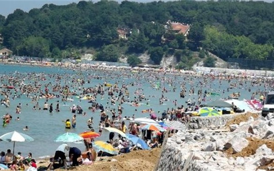 Ramazan Öncesi Sahillerde Yoğunluk Arttı