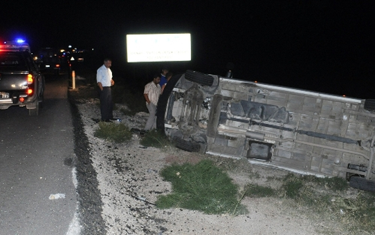 Aksaray'da Minibüs Şarampole Devrildi: 5 Yaralı