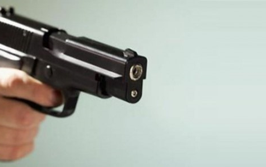 Sokak Ortasında Silahlarla Çatıştılar (2)