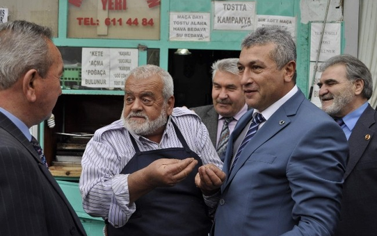 MHP Büyükşehir Belediye Başkan Adayı Mustafa Özsoy Yahyalı'da
