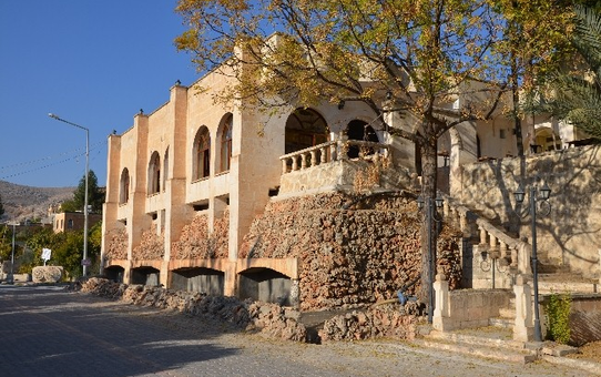 Şelaleli Konuk Evi Restore Ediliyor