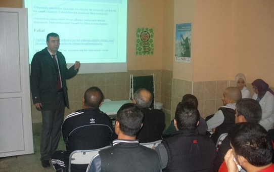 Bolvadin Cezaevindeki Hükümlülere Verem Semineri