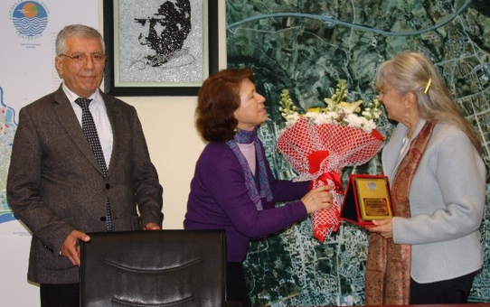 Kadın Gerçekleri ve Yerel Yönetimler' Konferansı