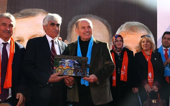 Başkan Topbaş'tan Adalar'a 4 Marina Müjdesi