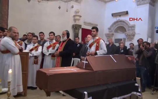 Bahe'sini Son Yolculuğuna Uğurladımardin 'Bahe'sini Son Yolculuğuna Uğurladı