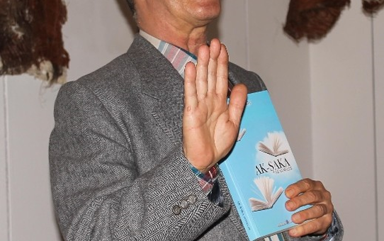 Dr. Erdal Akalın'dan Kitap
