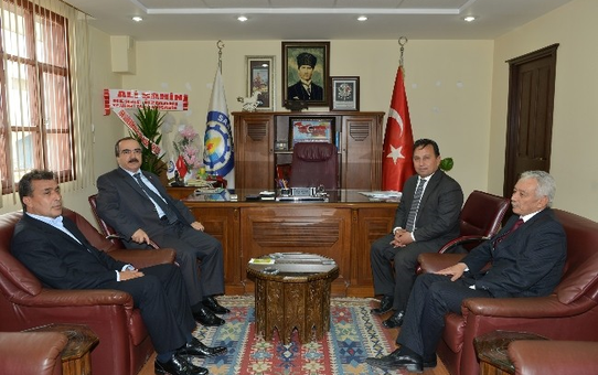 Sarıçam Belediye Başkanı Uludağ'a Vali Coş'tan İade-İ Ziyaret