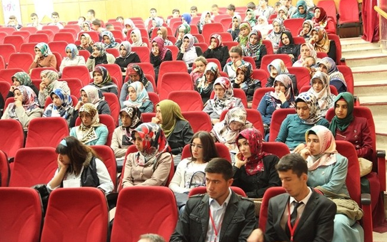 Kadın ve Aile Sorunları Sempozyumu Sona Erdi