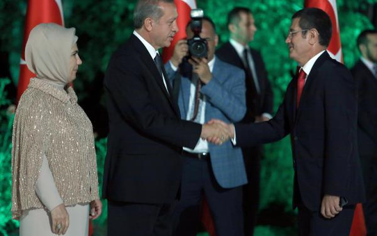 Görüntülü Haber) 1 Çankaya Köşkü'nde Cumhurbaşkanı Erdoğan'ın Ev Sahipliğinde İlk Resepsiyon...
