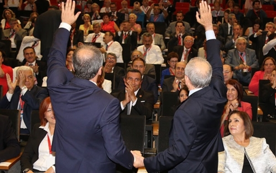 CHP'de Cinsiyet Kotası Erkeklere Yaradı