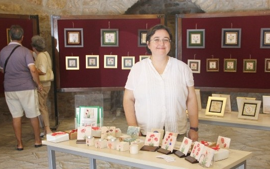 Taşta Açan Çiçekler' Çeşme'de