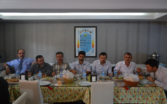 Türk Diyanet Vakfı-Sen Genel Başkan Yardımcıları Bilecik'te Din Görevlileri ile Bir Araya Geldi