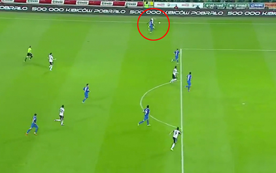 Tomasz Brzyski, Lech Poznan Maçında Enfes Gole İmza Attı
