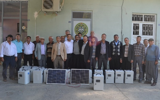 Aydınlık Çadırlar Mutlu İnsanlar' Projesi
