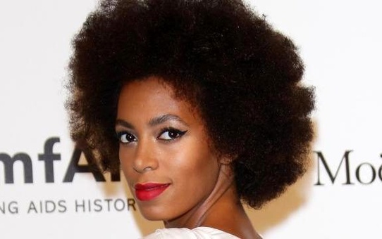 ABD'li Şarkıcı Solange Knowles Evlendi