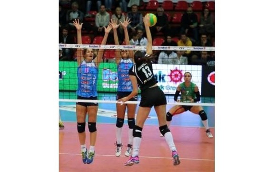 Vakıfbank, Nordmecannica Piacenza'yı 3-0 Mağlup Etti