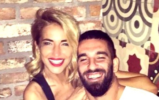 Burcu Esmersoy'dan Arda ile İlgili Bomba Espri