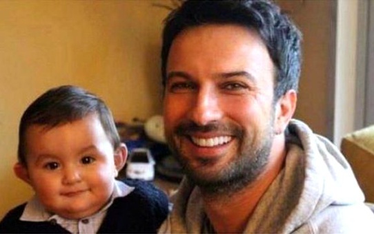 Tarkan'ın Olay Olan Fotoğrafının Sırrı Çözüldü
