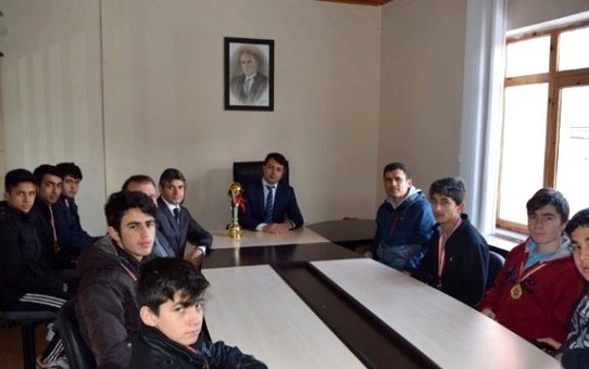 Şampiyonlardan Kaymakam Bedir'e Ziyaret