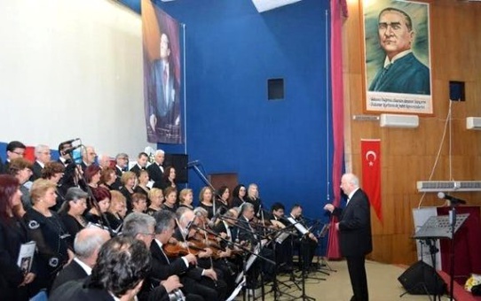 Tekirdağlılar Türk Sanat Müziği Konseri'ne Akın Etti
