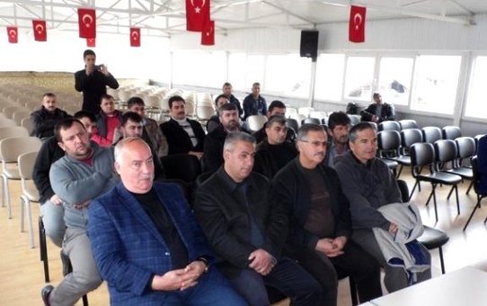 Büyükşehir, Korkuteli Hali ile İlgili Esnafla Bir Araya Geldi
