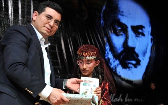 Kepez'de İstiklal Marşı Okuma Yarışması