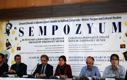 Çok Dillilik ve Sanat Sempozyumu Başladı 