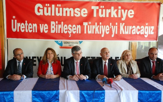 Vatan Partisi Diyarbakır Adaylarını Tanıttı