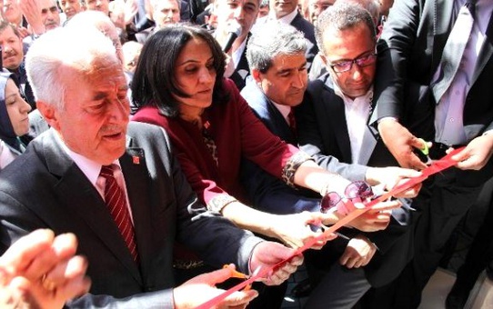 CHP Elazığ'da Seçim Bürosu Açtı