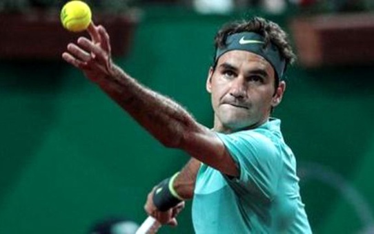 Federer Kameraya İmzasını Attı