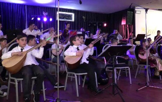 Almanya'da Asimilasyona Karşı Müzikli Mücadele