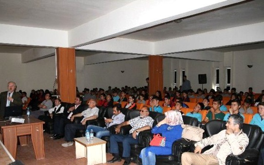 Kulu'da Lise Öğrencilerine Uyuşturucu Semineri Verildi