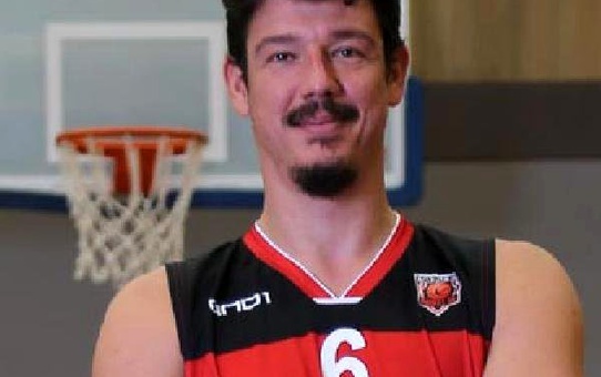 Best Balıkesir Ümit Türkoğlu'nu Renklerine Bağladı