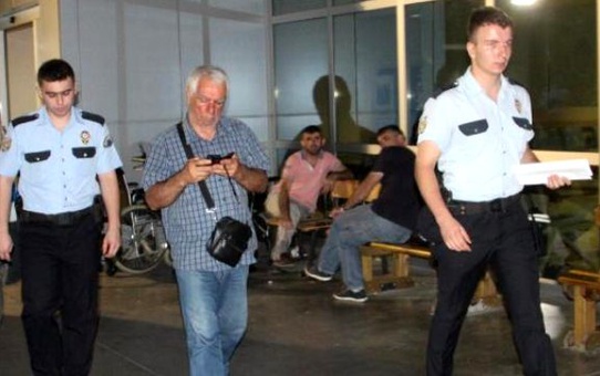 Hafif Ticari Aracın Çarptığı Çocuk Ağır Yaralandı