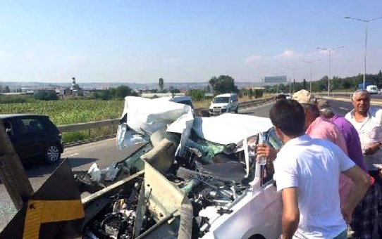 MHP'li Eski Milletvekilinin Kardeşi Kazada Yaralandı