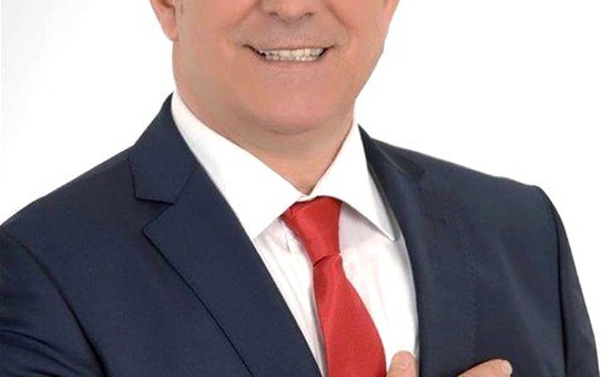 AK Parti'li Aday İstifa Etti