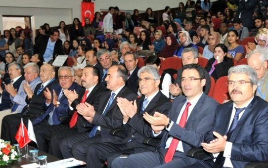 Selçuk'ta 18. Ulusal İktisat Sempozyumu Gerçekleşti