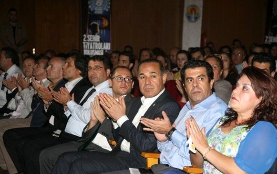 2. Şehir Tiyatroları Buluşması Adana'da Başladı