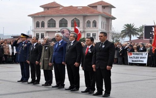 Bandırma'da 10 Kasım Atatürk'ü Anma Töreni Düzenlendi