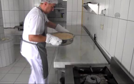 Dört Kuşaktır El Yapımı Şeker Üretiyorlar