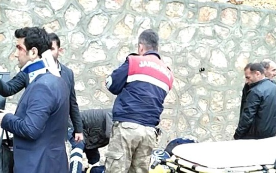 Aşırı Yağmur Kazaya Neden Oldu: 4 Yaralı