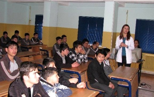 Öğrencilere Hijyen ve Ağız Sağlığı Semineri