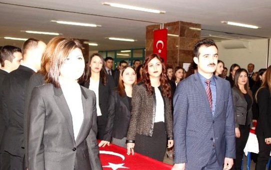 Vergi Dairesinde Aday Memurlar Yemin Ederek Göreve Başladı