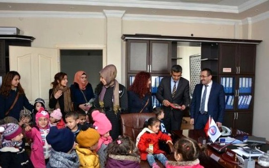 Anaokulu Öğrencilerinden Kaymakam Akgül'e Ziyaret