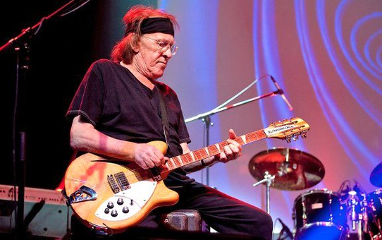 Jefferson Airplane Grubunun Kurucularından Paul Kantner Hayatını Kaybetti