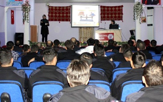 Mahkumlara Sağlıklı Beslenme ve Obezite Semineri