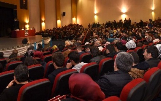 Büyükşehir, Iı. Abdülhamid Han'ı Andı