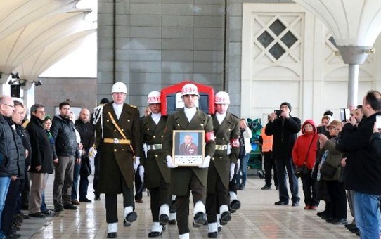 Atatürk'ün Naaşını Son Gören Asker Son Yolculuğuna Uğurlandı